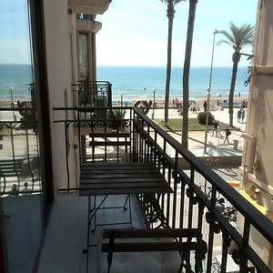 Estrella Primero De Mayo Apartment