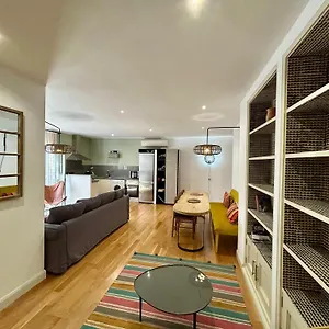  Appartement The Zentral & Spanje